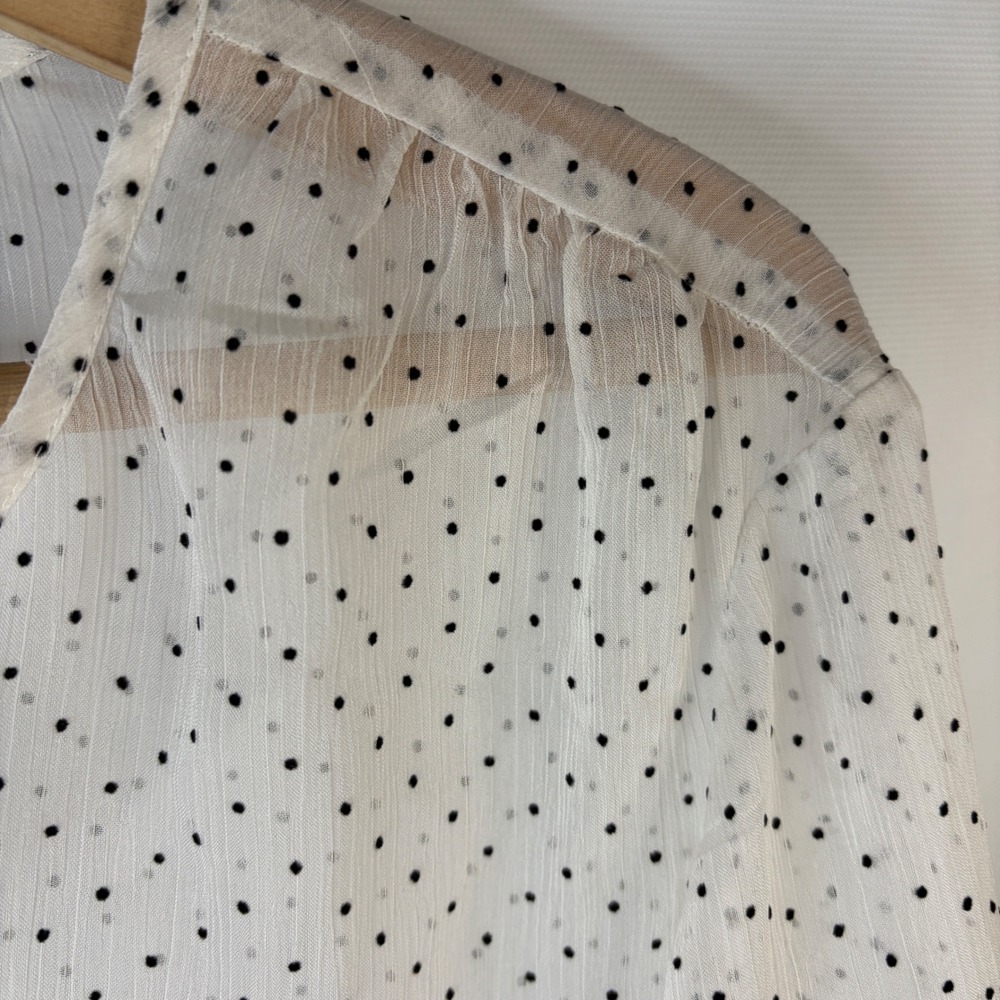 Coldwater Creek Blouse Women 1X White Black Polka Dot Flocked Sheer Button Up - Picture 9 of 10